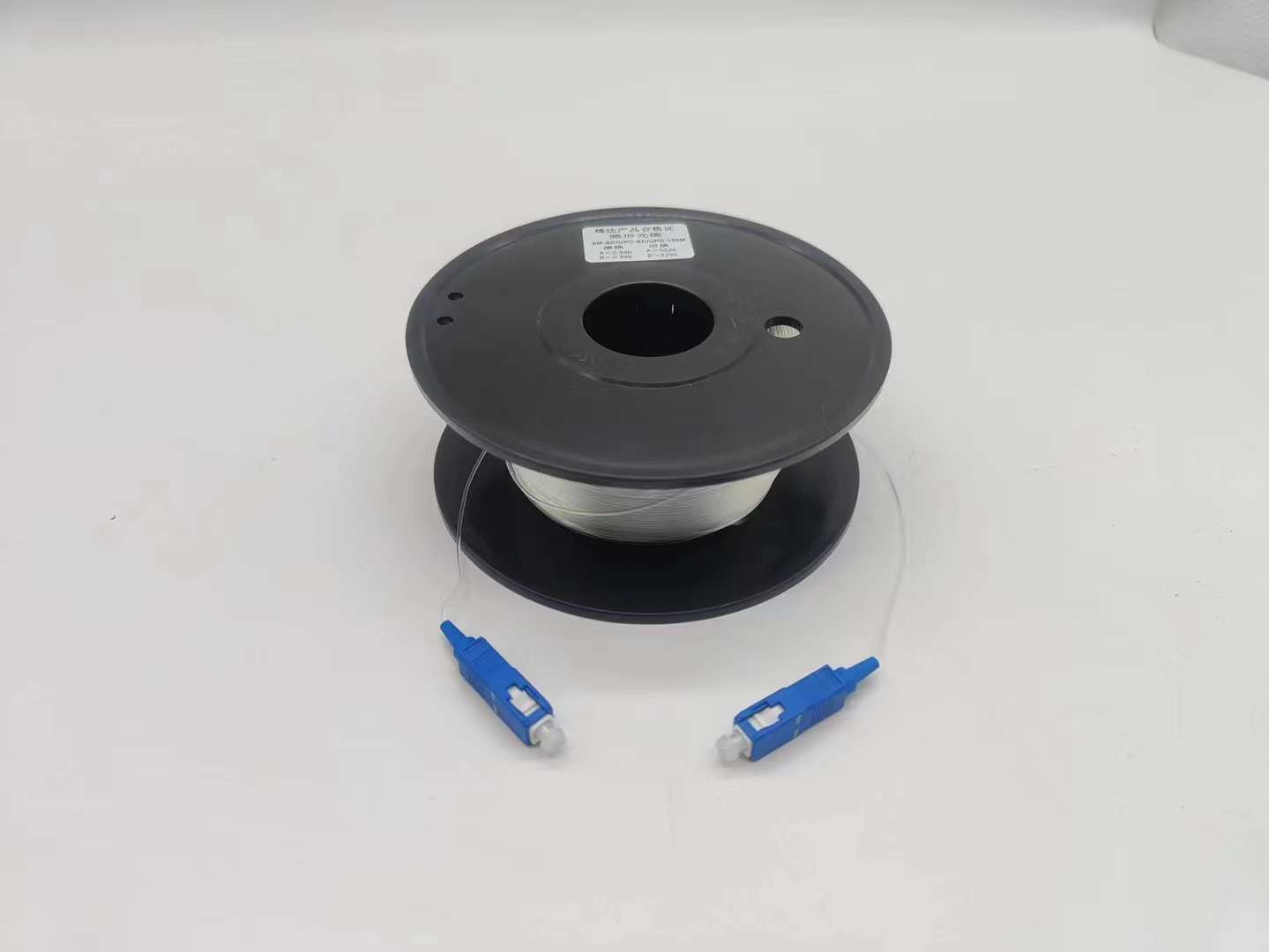 多模石英光纖,塑料光纖,光纖入戶,的電影,視頻游戲應(yīng)用